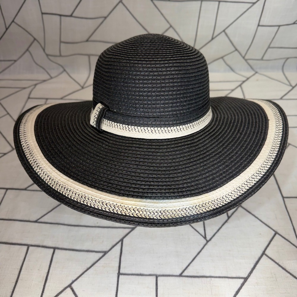 Magid Hats Wide Brim Sun Hat One‎ Size Black Cream Woven Paper Floppy Straw Hat